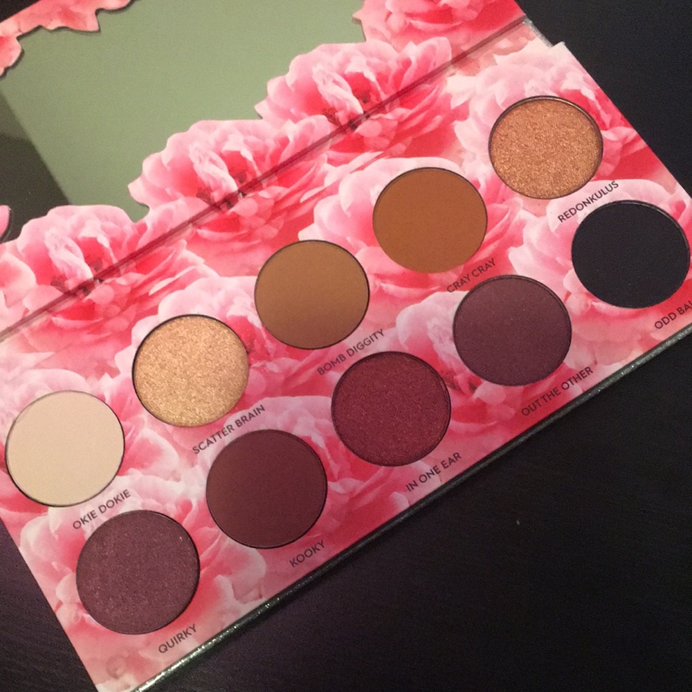 Laura Lee Los Angeles Cats Pajamas Palette - Picture 3 of 4